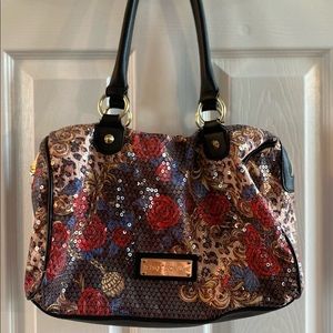Gorgeous and Fun Betsey Johnson Shoulder bag